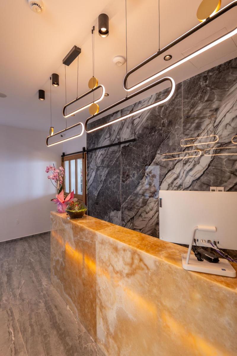 Suitetrails - Litan Hotel