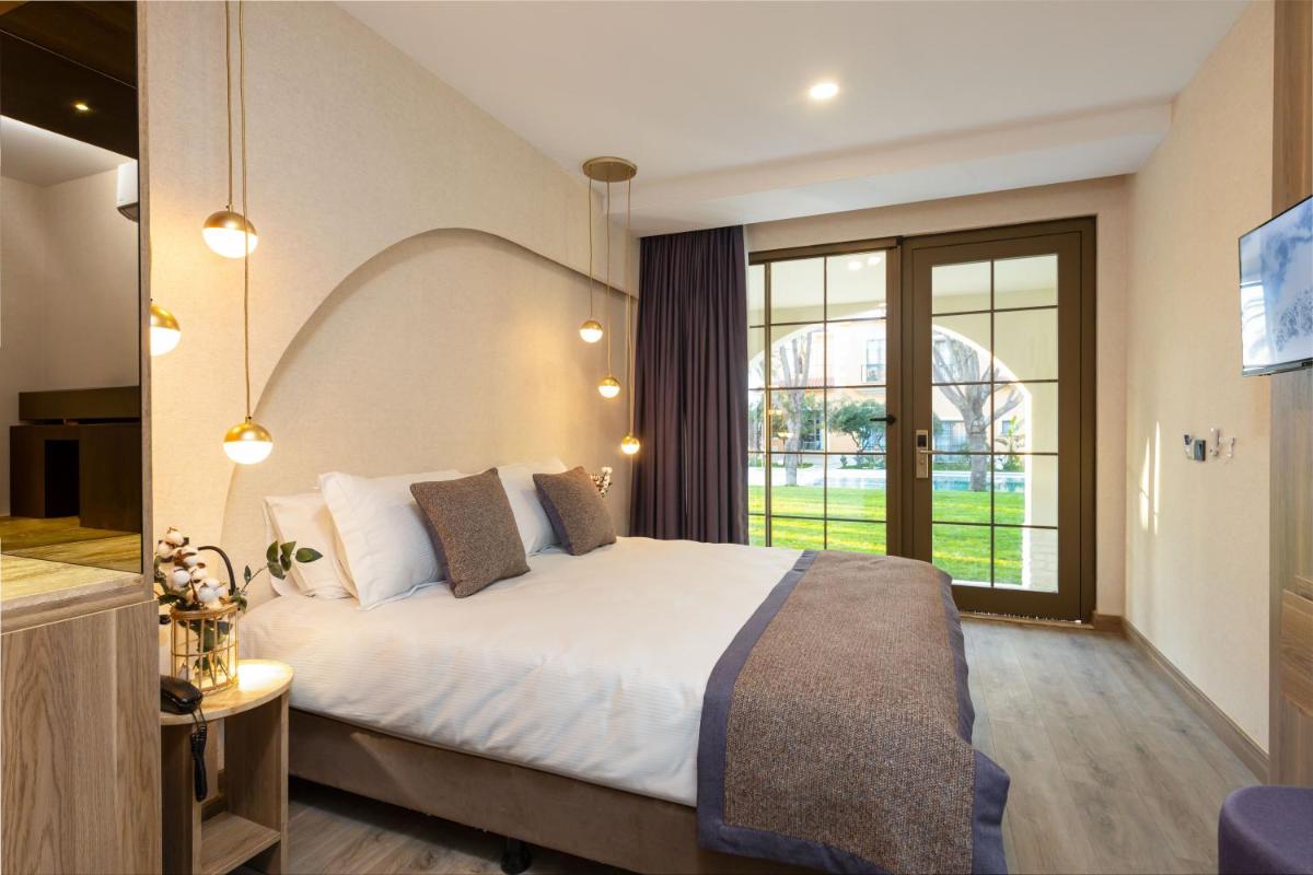 Ema Houses - Housity