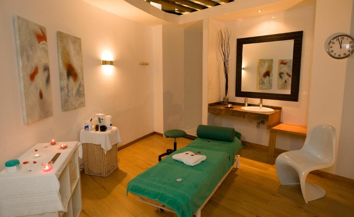 Spa o instalaciones de bienestar en Hotel LIVVO Costa Taurito & Aquapark