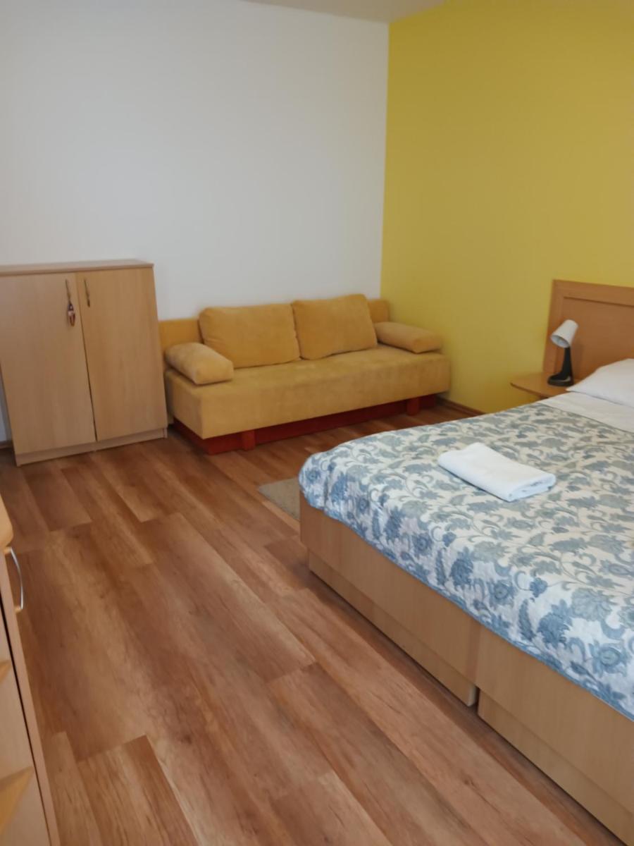 VIOLA Wellness Apartman - Housity