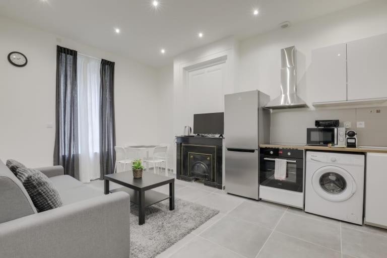 GuestReady - 1-BR, 5 minutes from train station - Housity