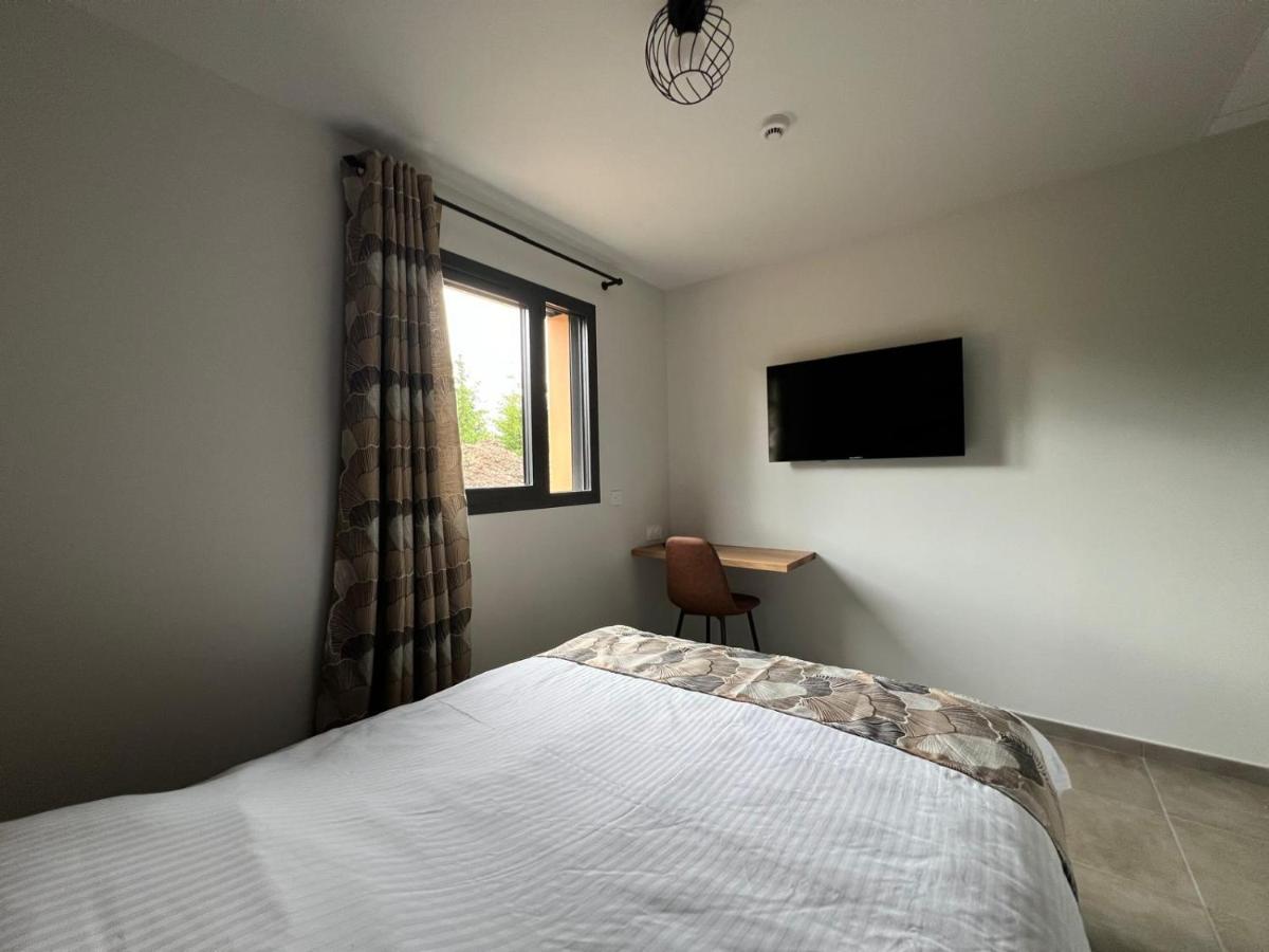 Hotel Le Belmont - Housity