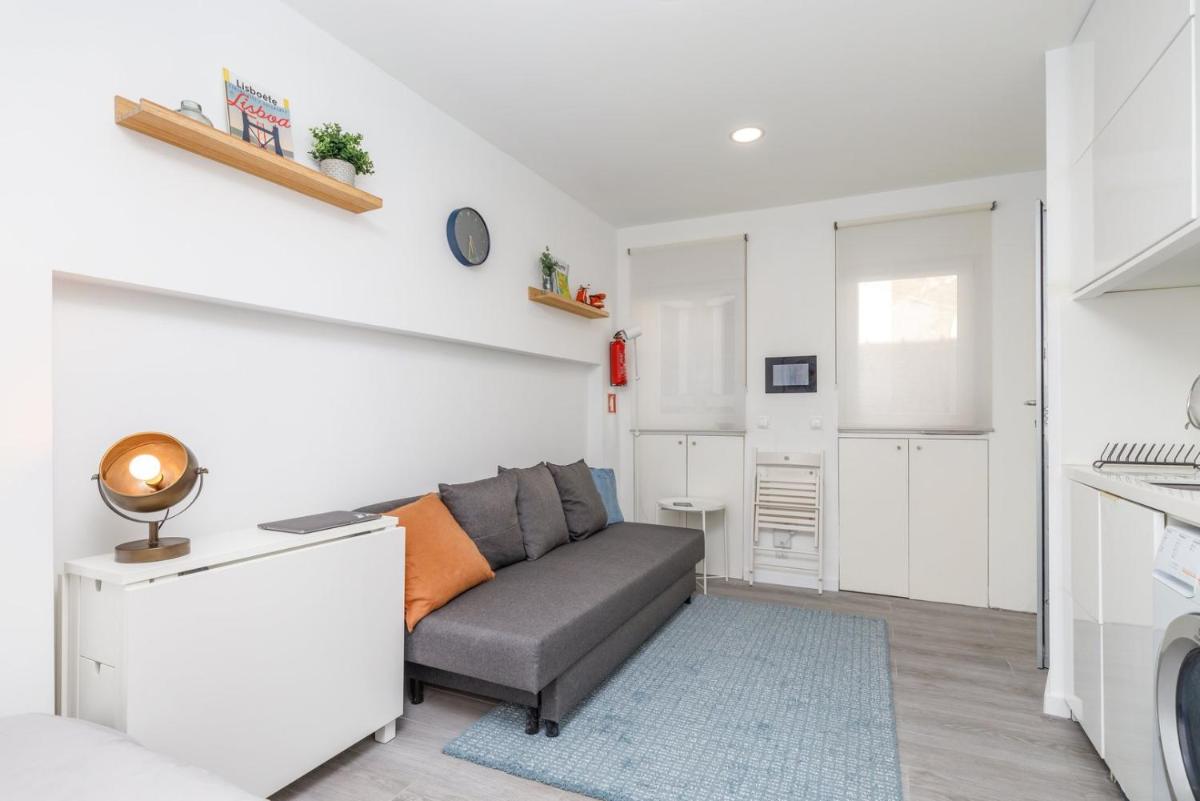 GuestReady - Minimalist Studio In Downtown Lisbon - Housity