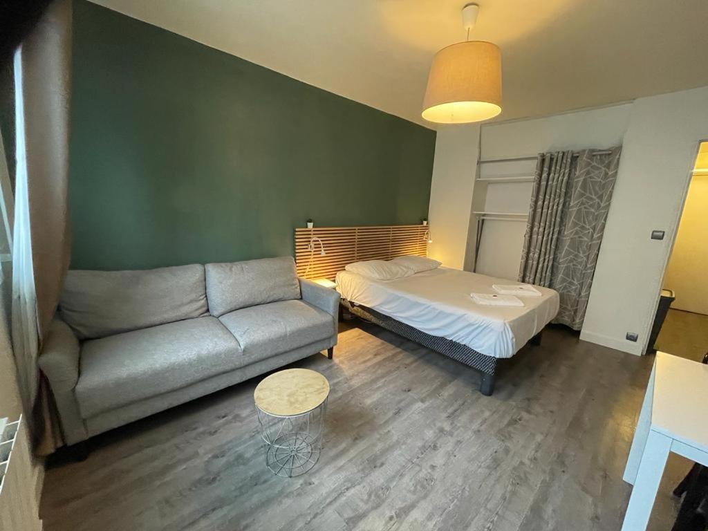 Quartier St Genes - Housity