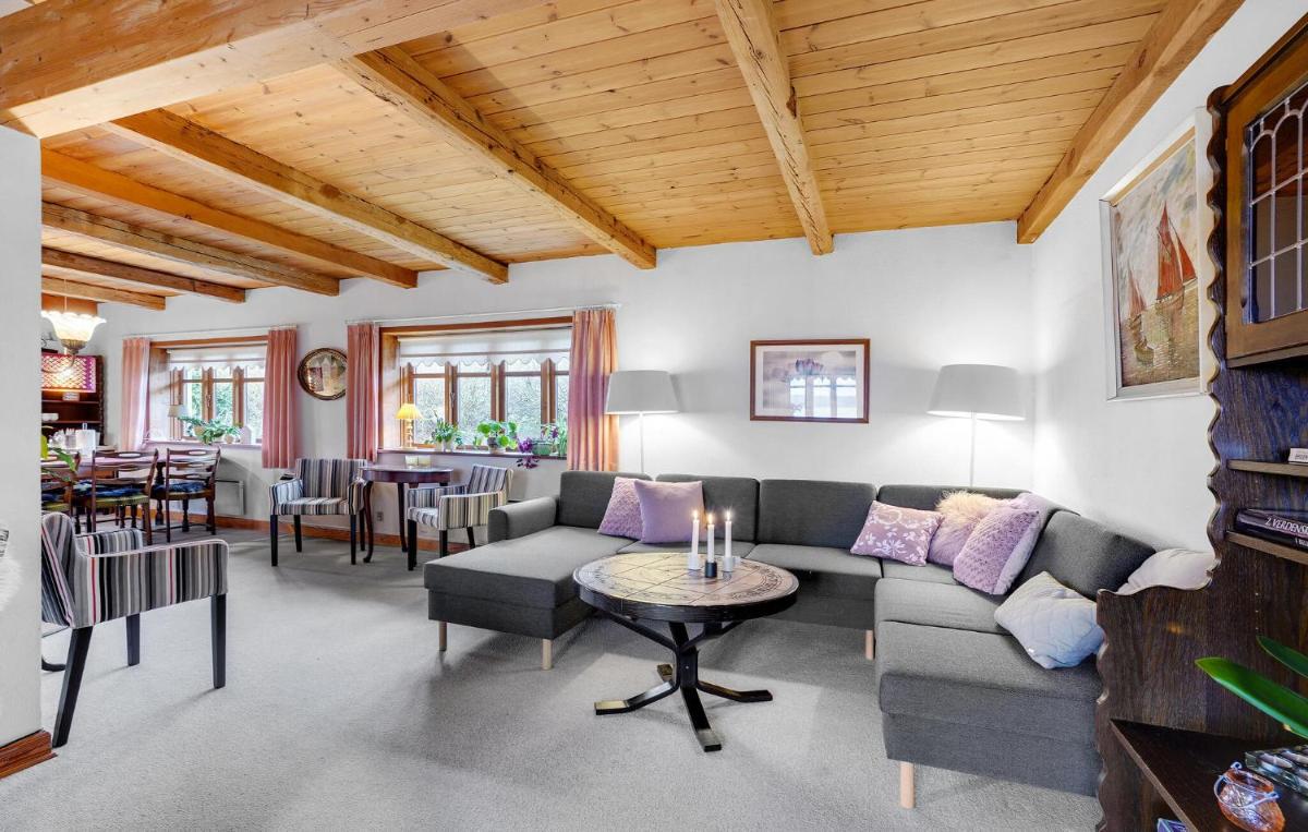 Mormors Hus - Housity