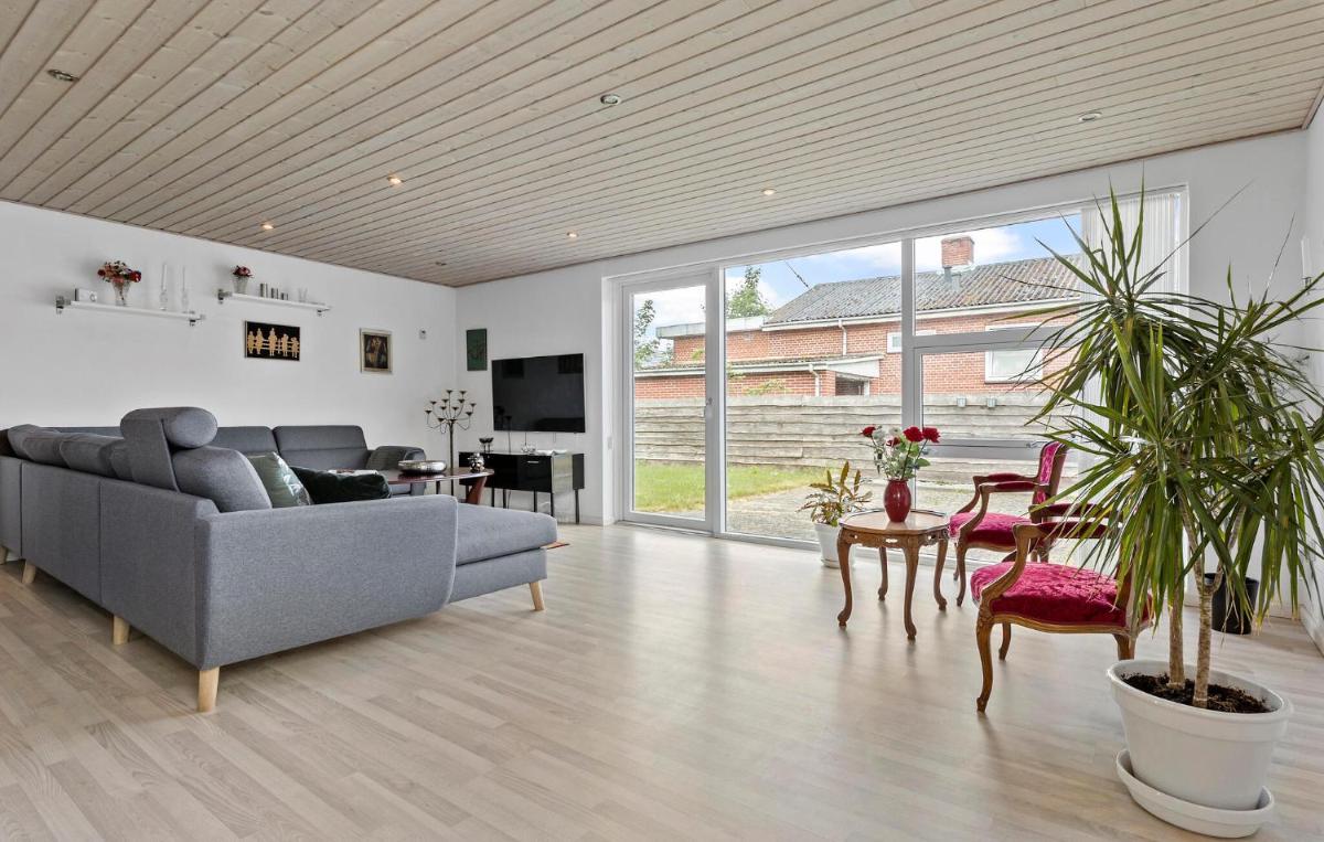 Amazing Home In Aars With Wifi - Housity