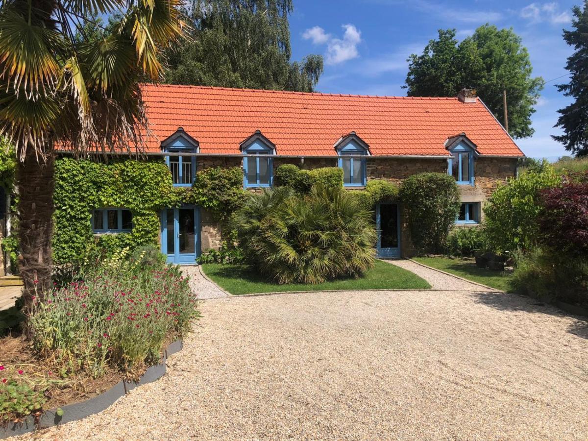 Gites de la Touche aux Pourvoirs - Housity