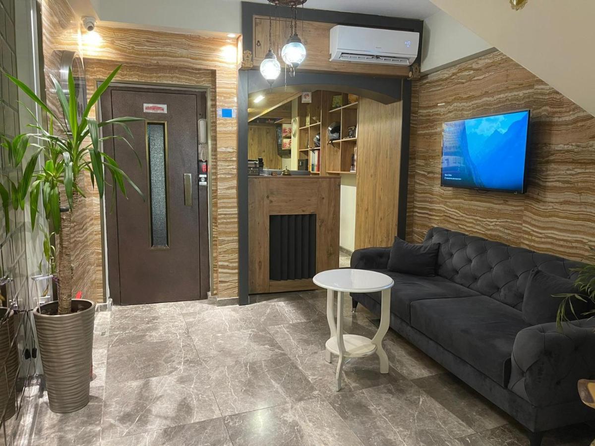 Grand Luxury - Housity