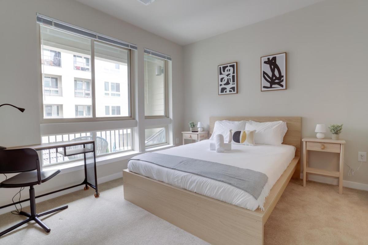 Modern & Bright Apartment in Alexandria - Housity
