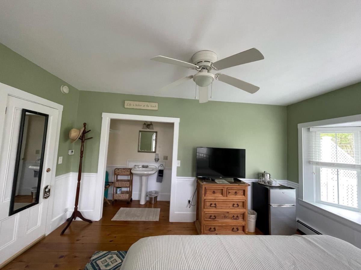 Bourne Bed and Breakfast - Housity
