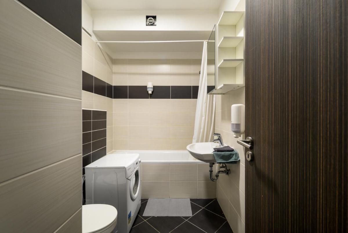 Suitetrails - Sun Resort Residential Suite-Free Parking Garage same building