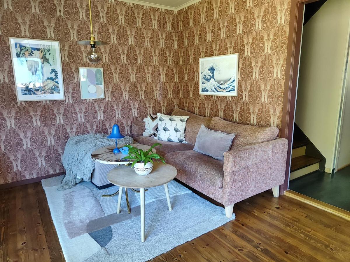 Cozy house with a garden, Child-friendly - Housity