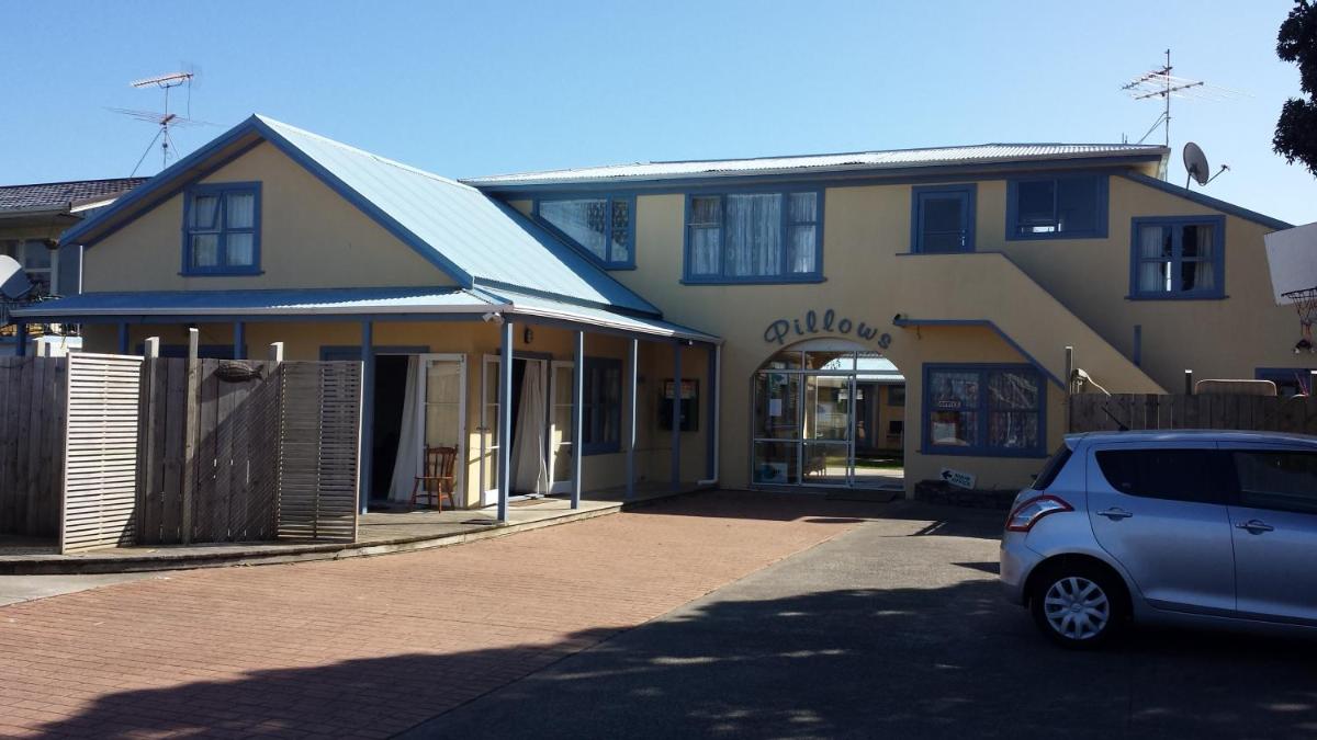 Orewa Pillows Lodge - Housity