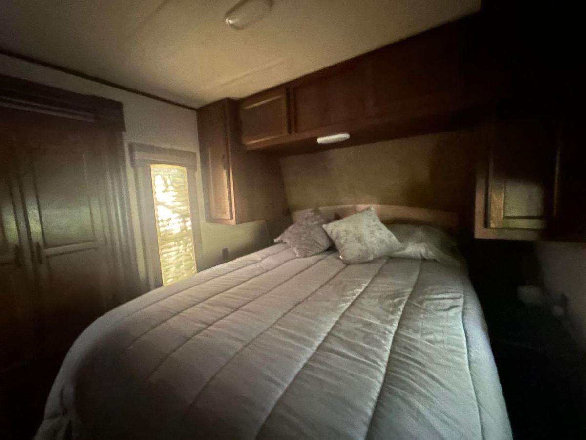 RV La Alegria de CHRISTMAS - Housity