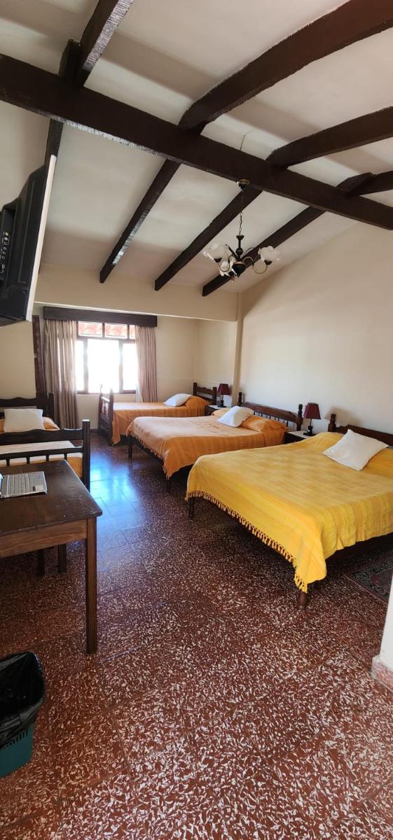 Hotel Carmen - Housity