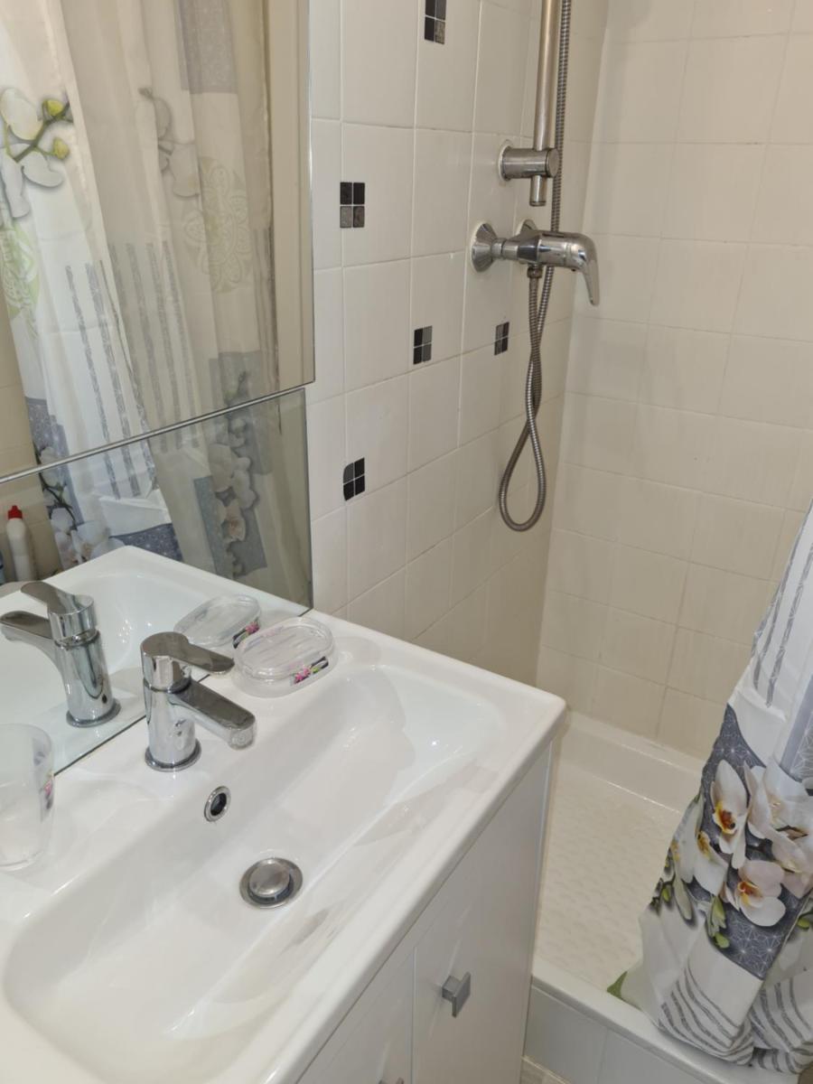 Studio- Antibes-Juan les Pins- Cote d'Azur - Hizvo