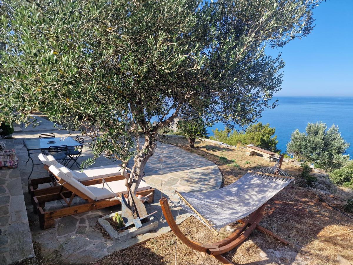 Villa Aegean Balcony - Housity