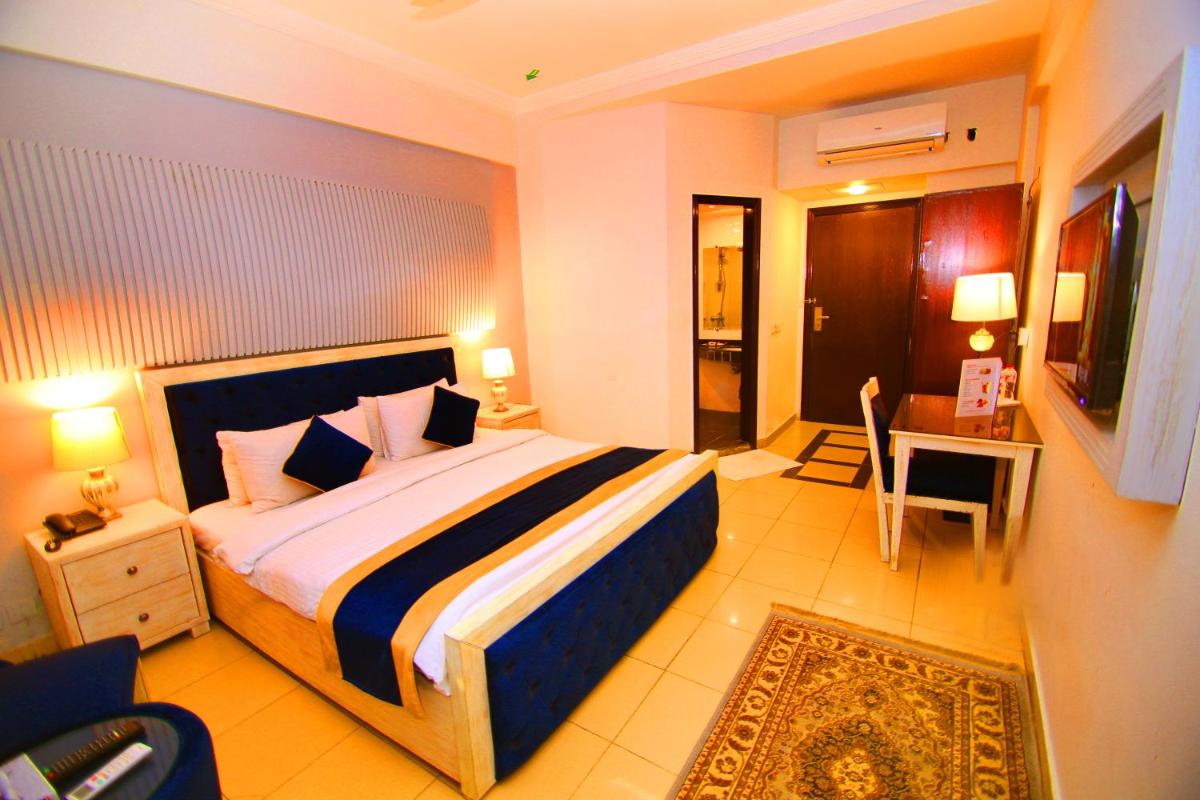 Premier Inn Express Gulberg Lahore - Housity