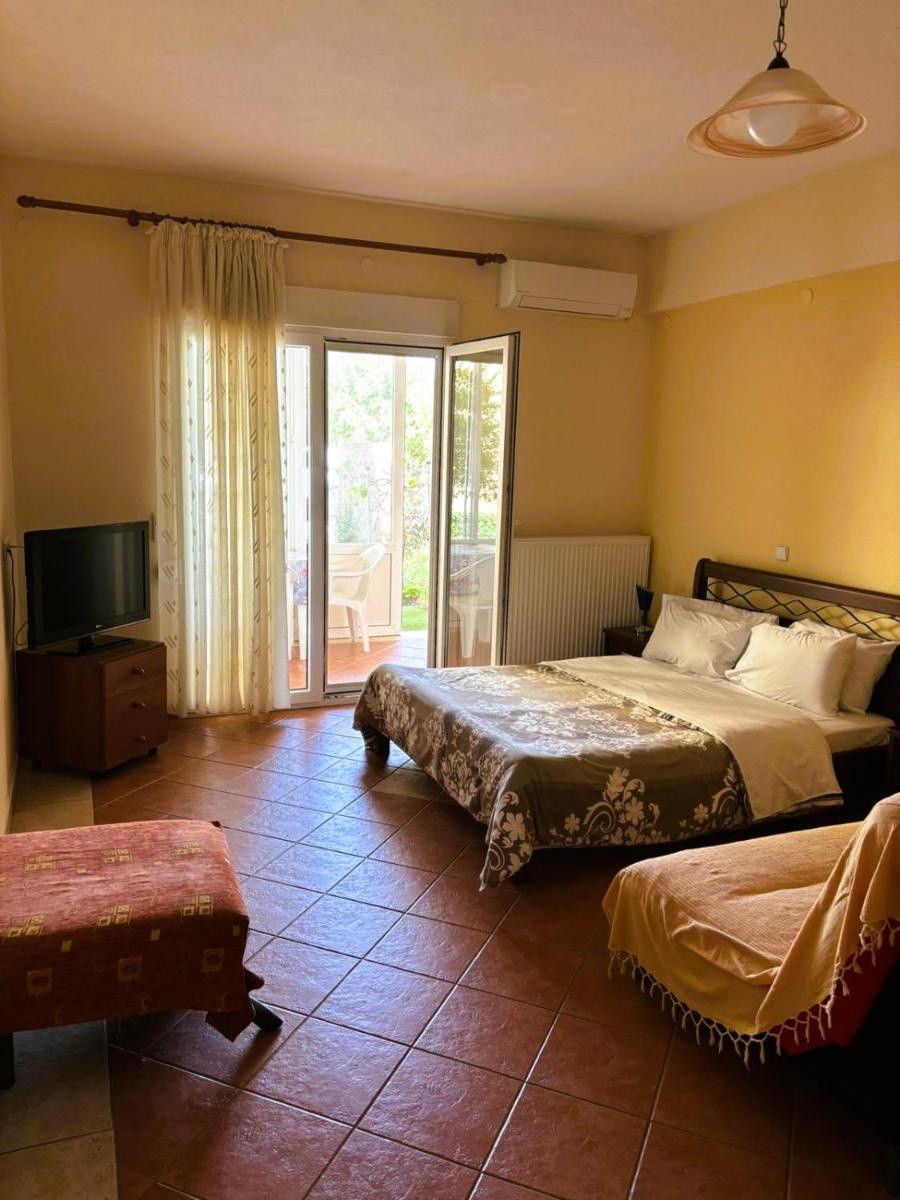 HotelApart Filoxenia - Housity