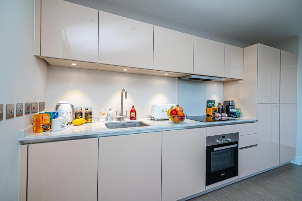 Heathrow Family Apartments - Housity