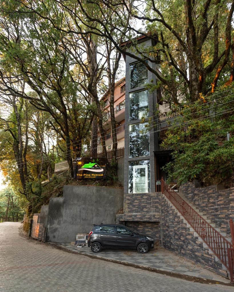 The Pine Retreat - Mall Road Dalhousie - Housity