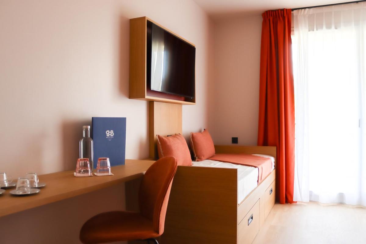 Hôtel Best of Both - Divonne-les-Bains - Housity