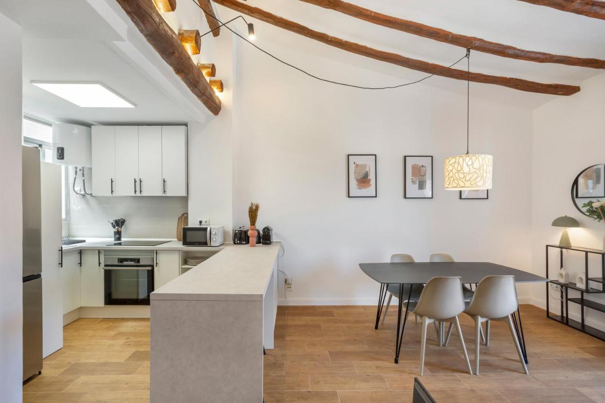 Vintage & Modern Old Town Alcoy - Housity