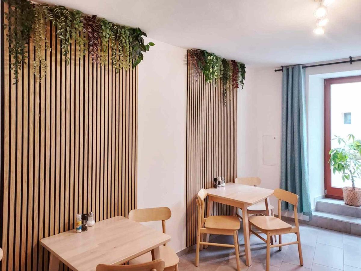 Soca Guesthouse - Housity