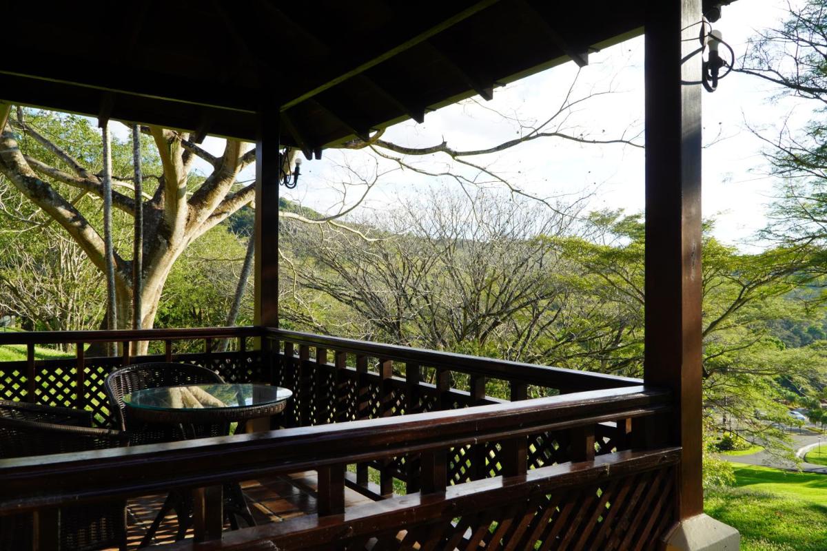 Borinquen Thermal Resort - Housity