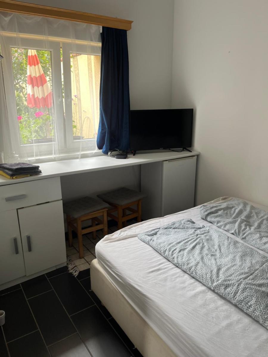 Kerti franciaágyas apartman - Housity