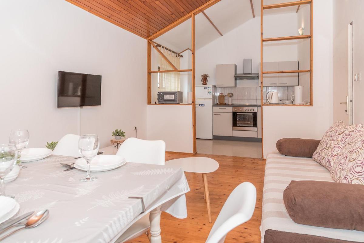Apartmani Danijel - Housity