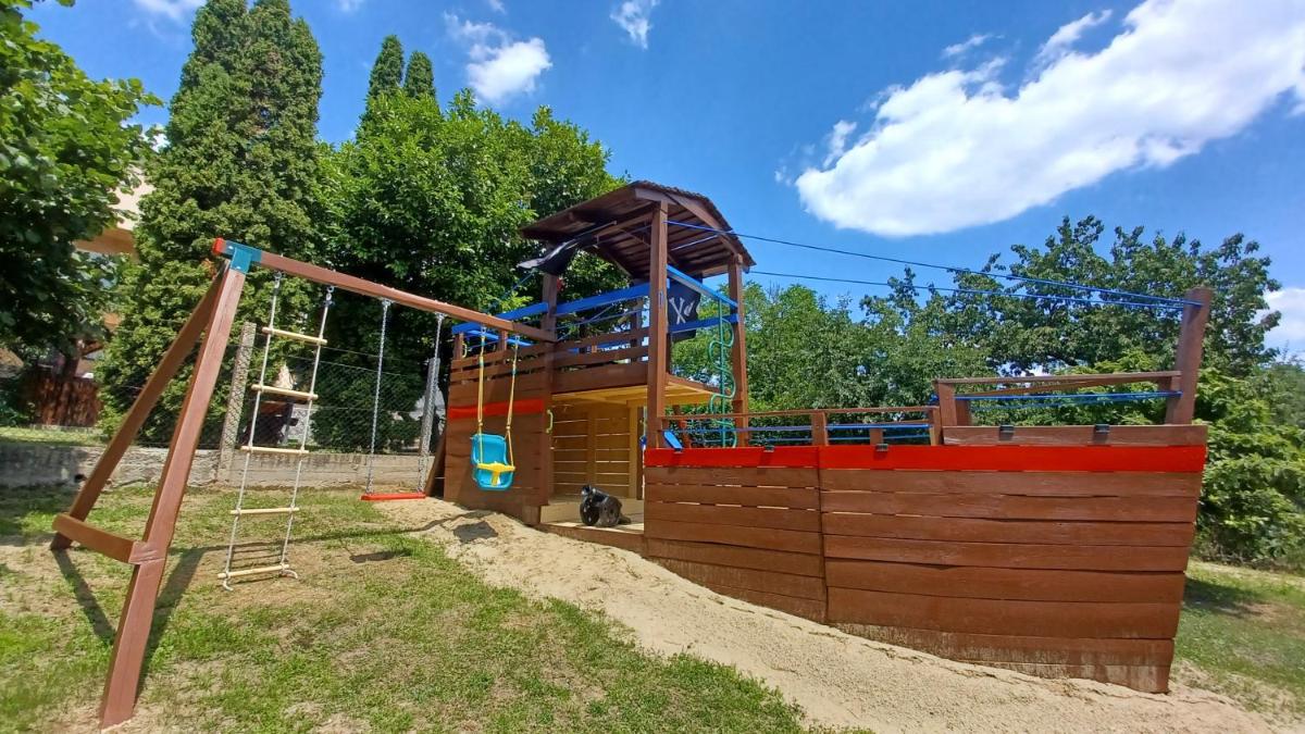 Anna Apartman Parádsasvár - Housity