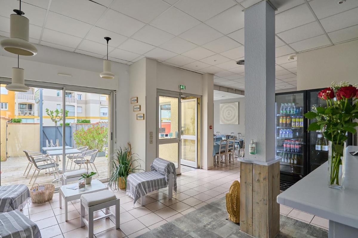 Hôtel Les Mimosas - Housity