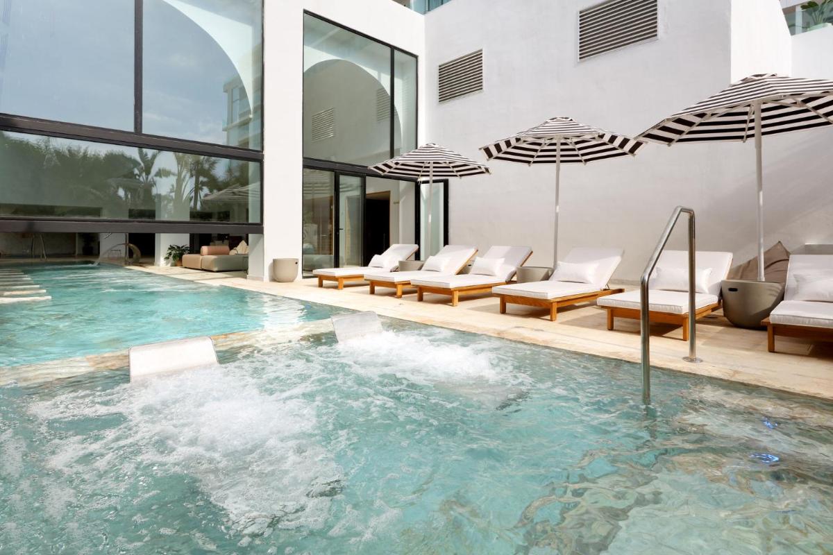 Piscina en o cerca de BLESS Hotel Ibiza - The Leading Hotels of The World