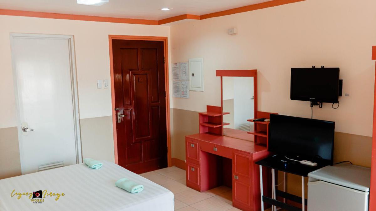 Imperial Ridge Pension House - Housity