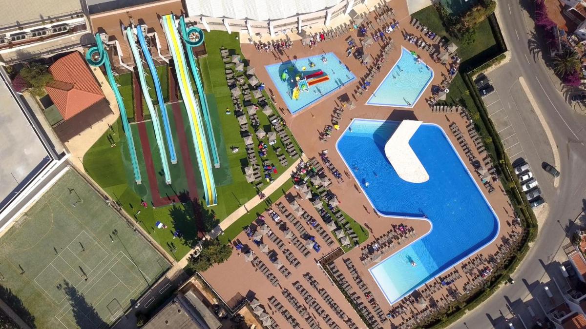 A piscina em ou perto de Jupiter Albufeira Hotel - Family & Fun - All Inclusive