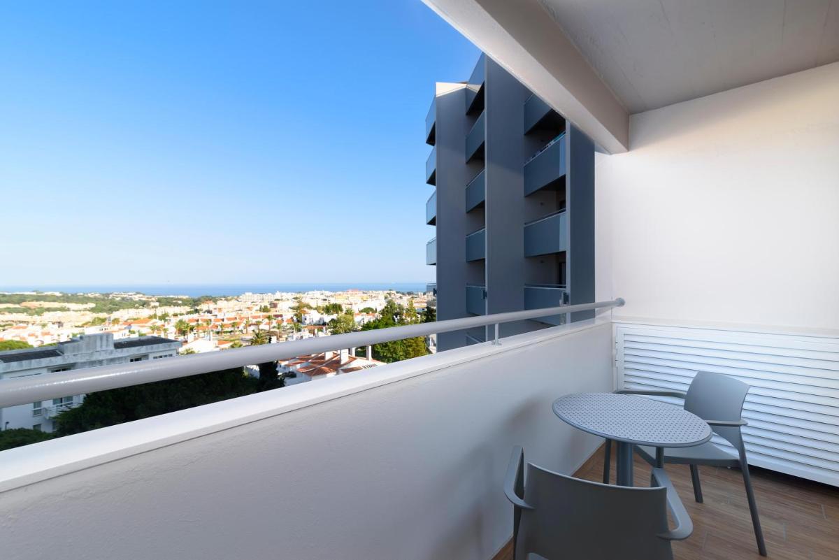 Uma varanda ou terraço em Jupiter Albufeira Hotel - Family & Fun - All Inclusive