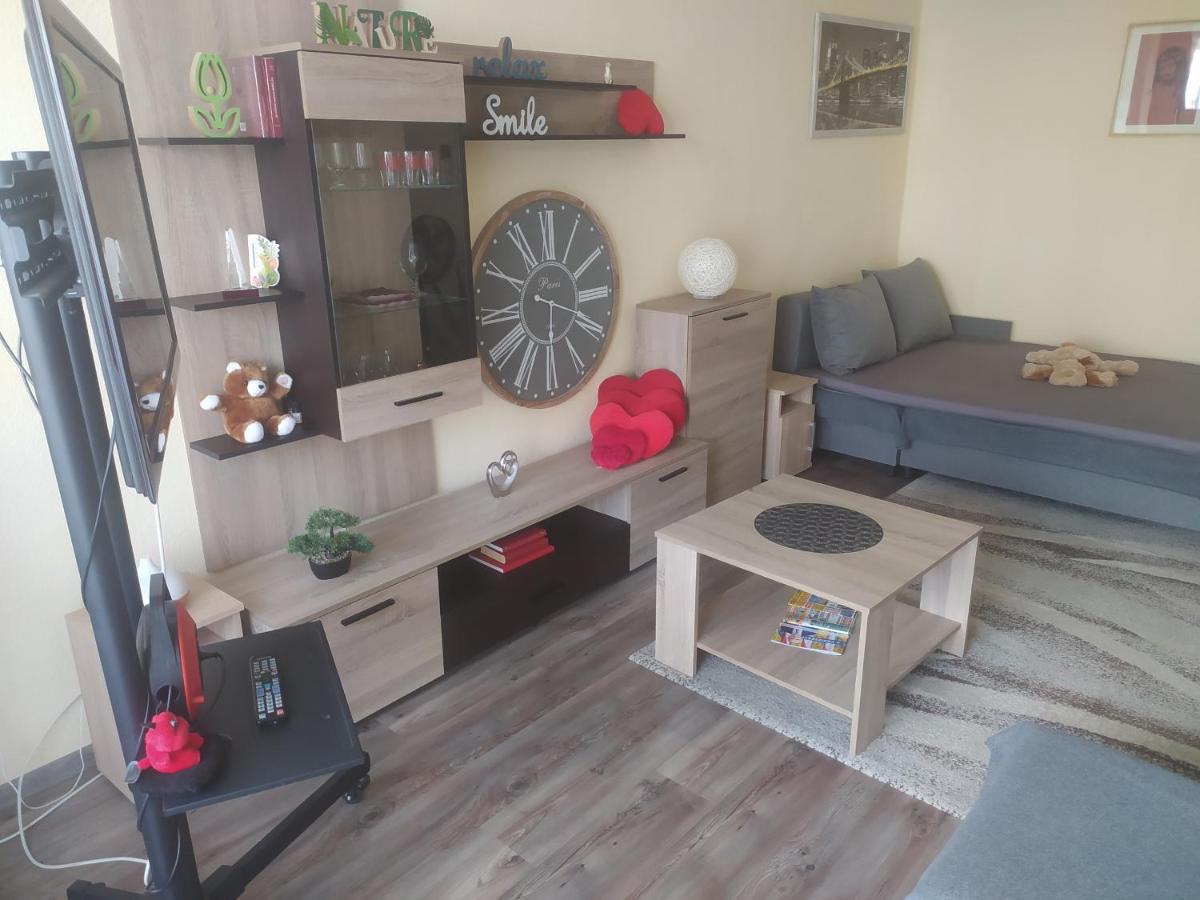 Krénusz Vendégház. - Housity