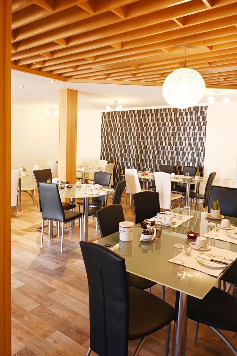 Motel an der B180 - Housity