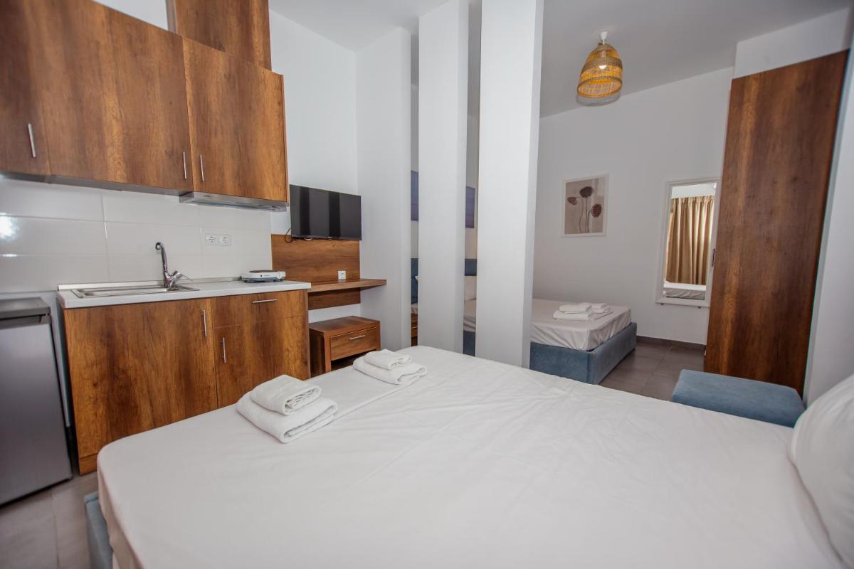 Sophia seaview suites & restaurant - Housity