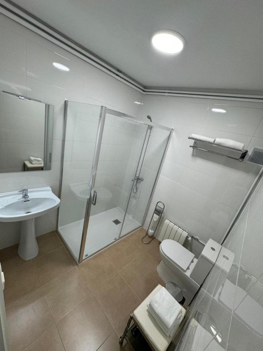 Hotel Valls Valira - Housity