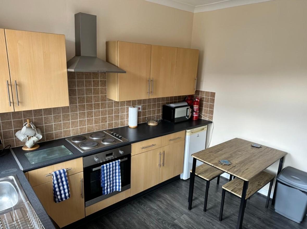 Cosy house in Wombwell - Housity