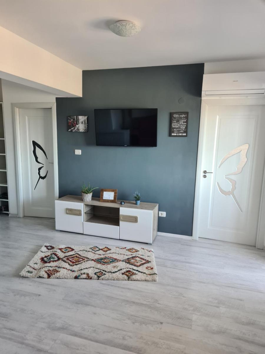 Luxury Apartments Mall V - Housity