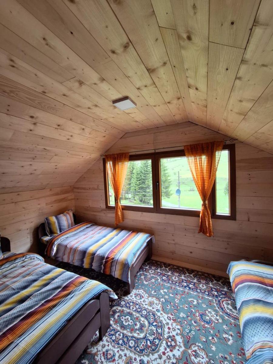 GAGO’S WOODEN HOUSE - Housity