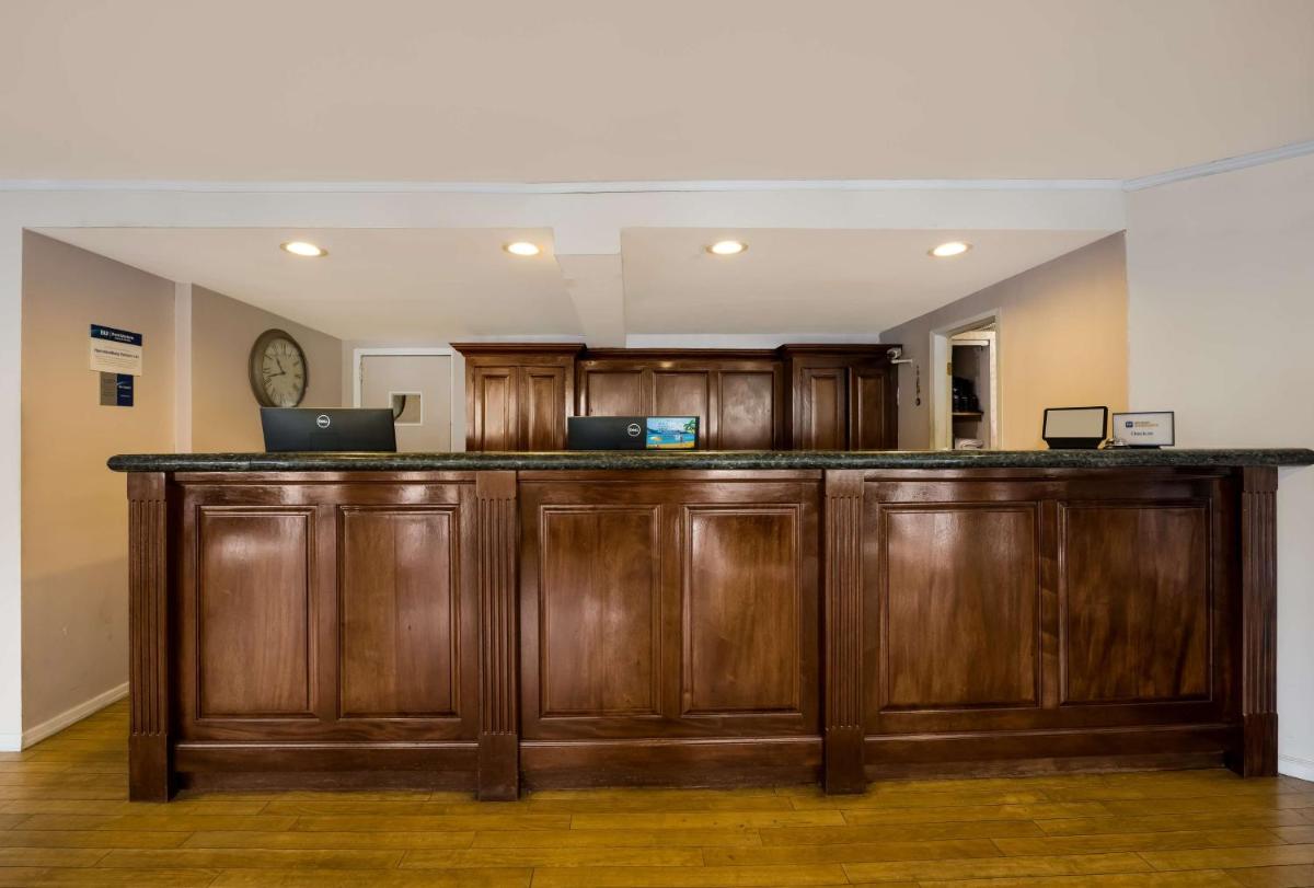SureStay Plus by Best Western Woodbury Inn - Housity