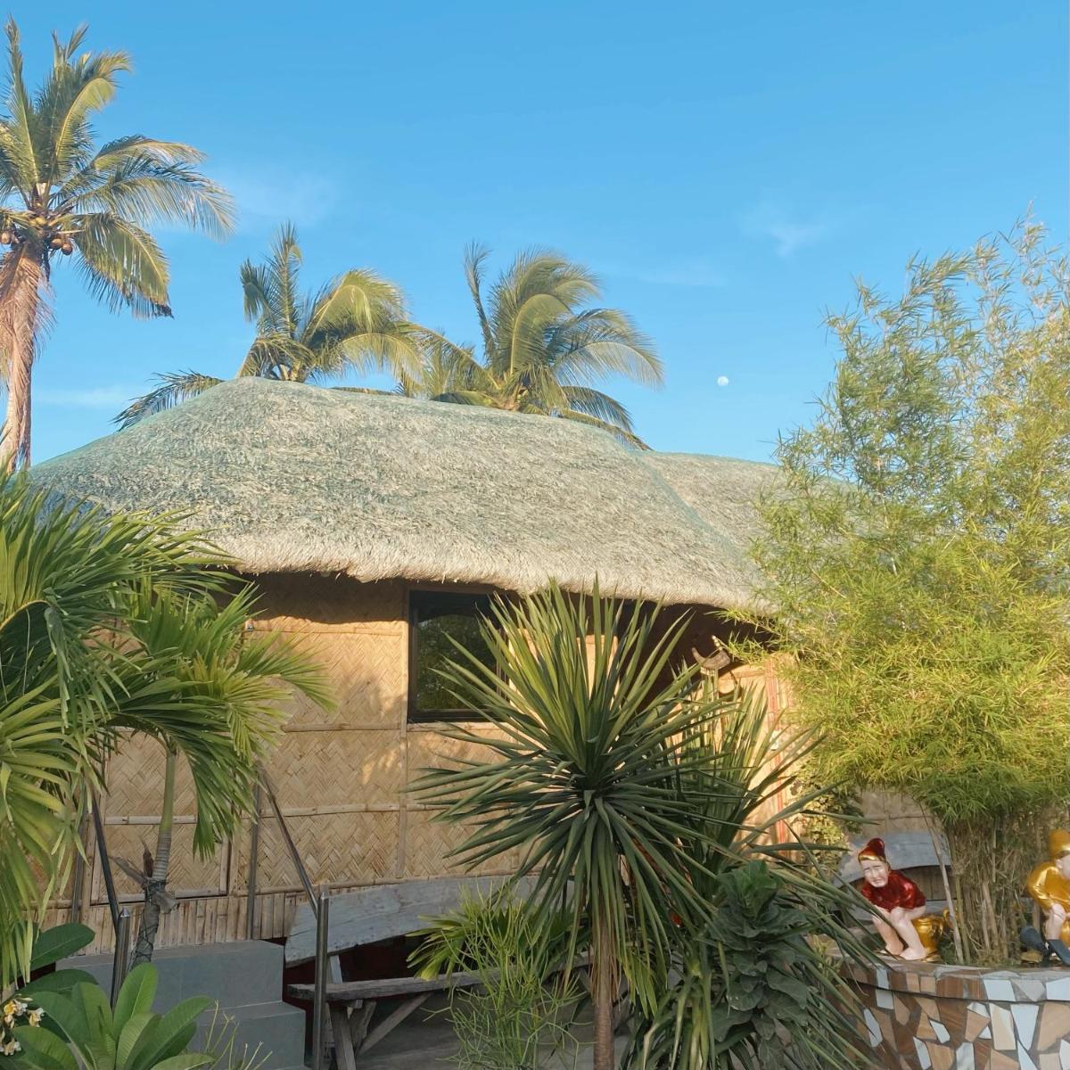 Anna de Coco Private Beach Resort Sariaya Quezon - Housity