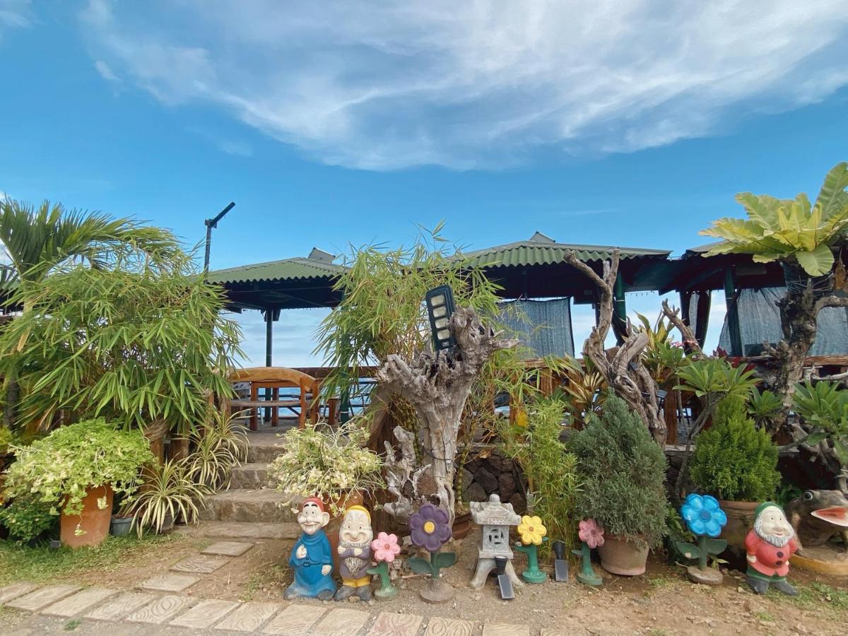 Anna de Coco Private Beach Resort Sariaya Quezon - Housity