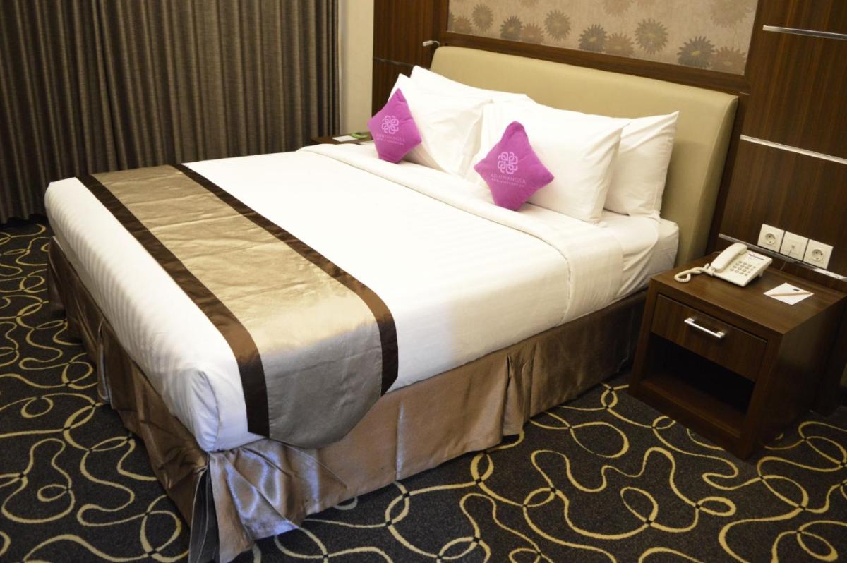 Adhiwangsa Hotel - Housity