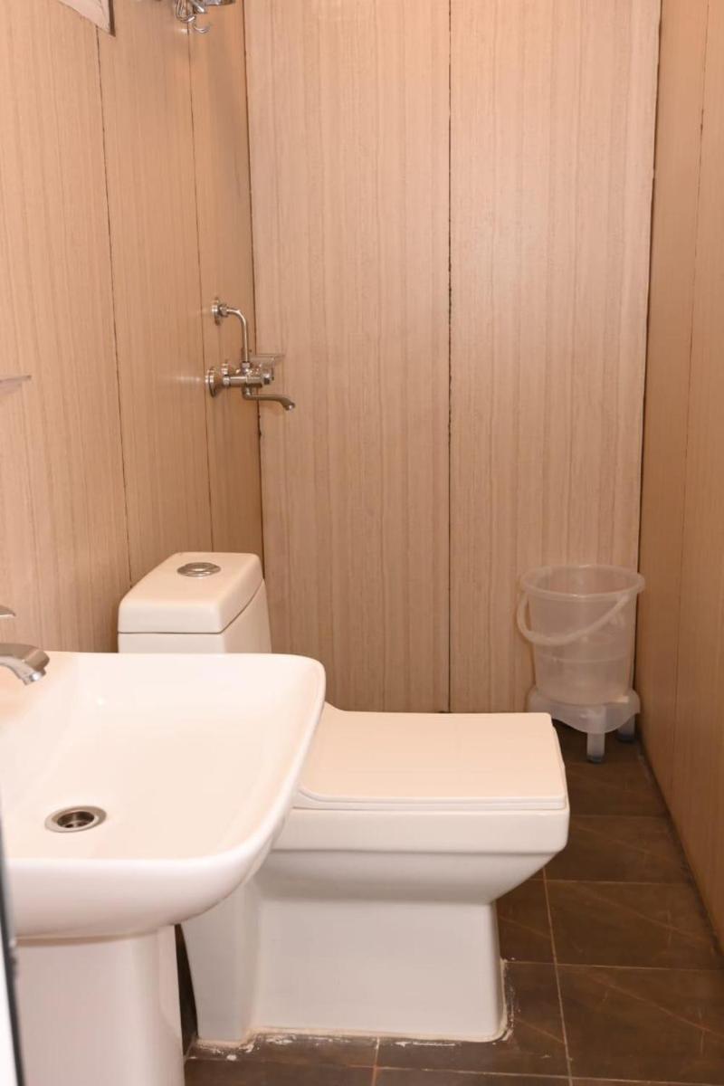 Hotel Divine Ayodhya- A Unit of Chinar Services - Housity