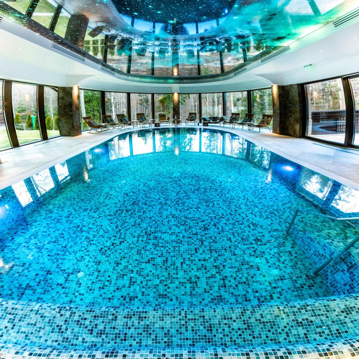 Hotel Foisorul cu Flori - Housity